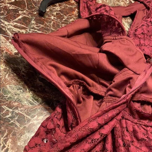 Dress - Picture 5 of 6